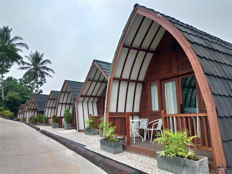 Chevilly Resort And Camp Bogor Eksteriør bilde